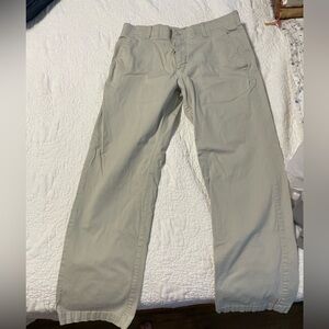 Men’s Lee X-treme comfort dress pants